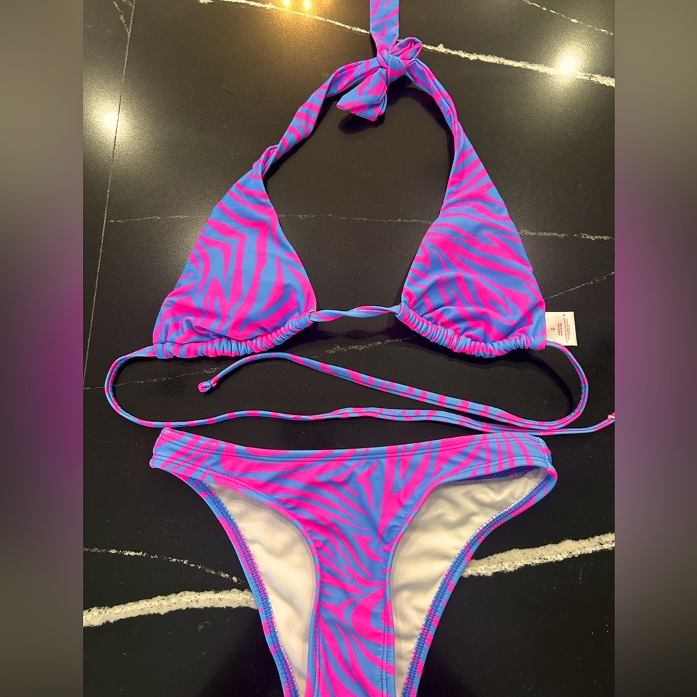 PINK AND BLUE TARGET SWIMSUIT